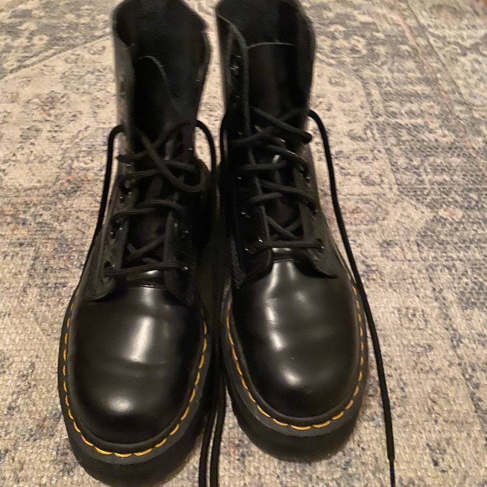 Platform molly doc martens